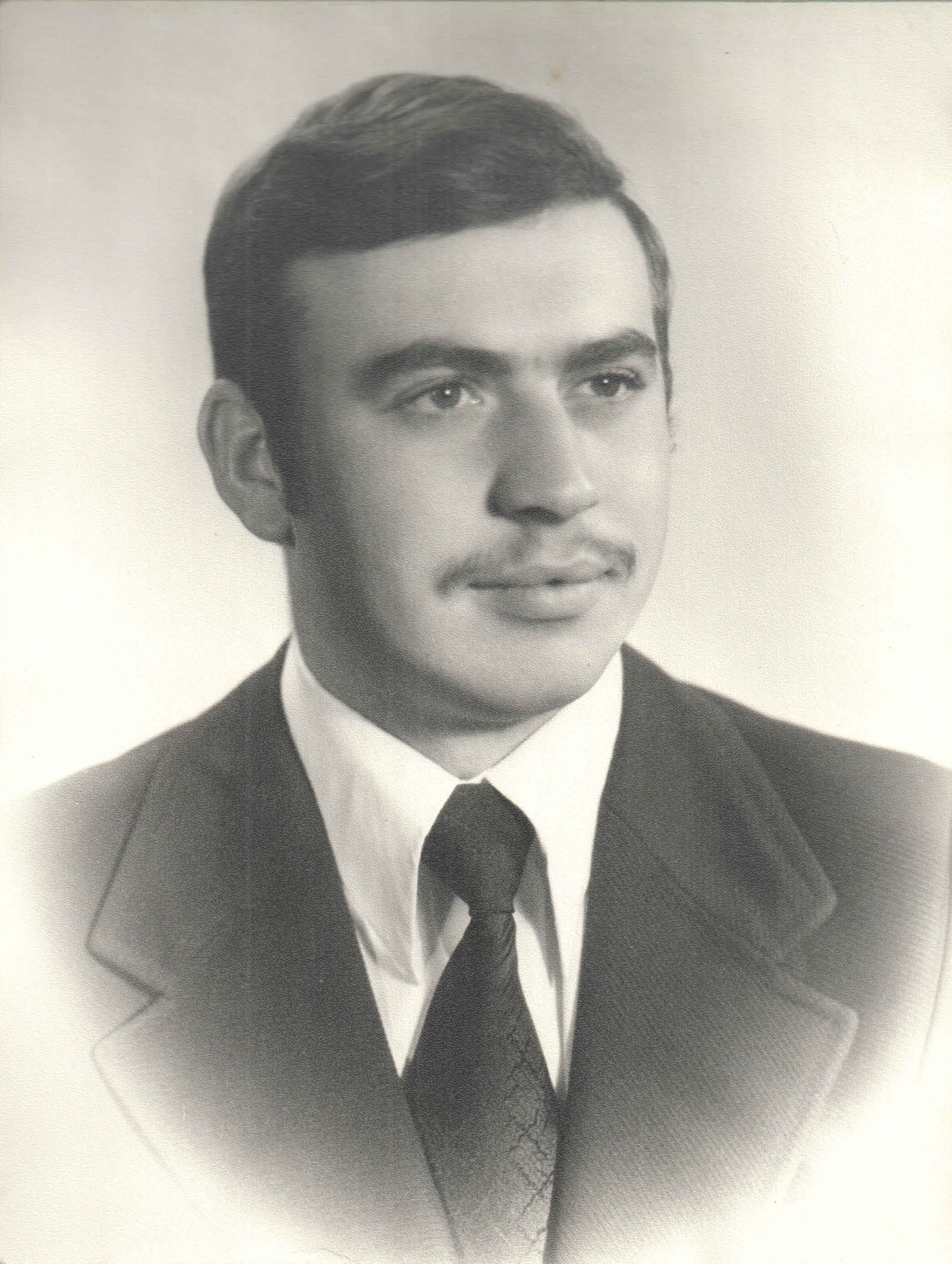 Розповідь №43 із проєкту «85 розповідей випускників коледжу»