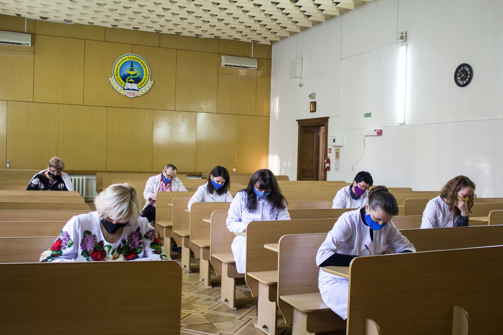 Представники коледжу писали національний диктант єдності