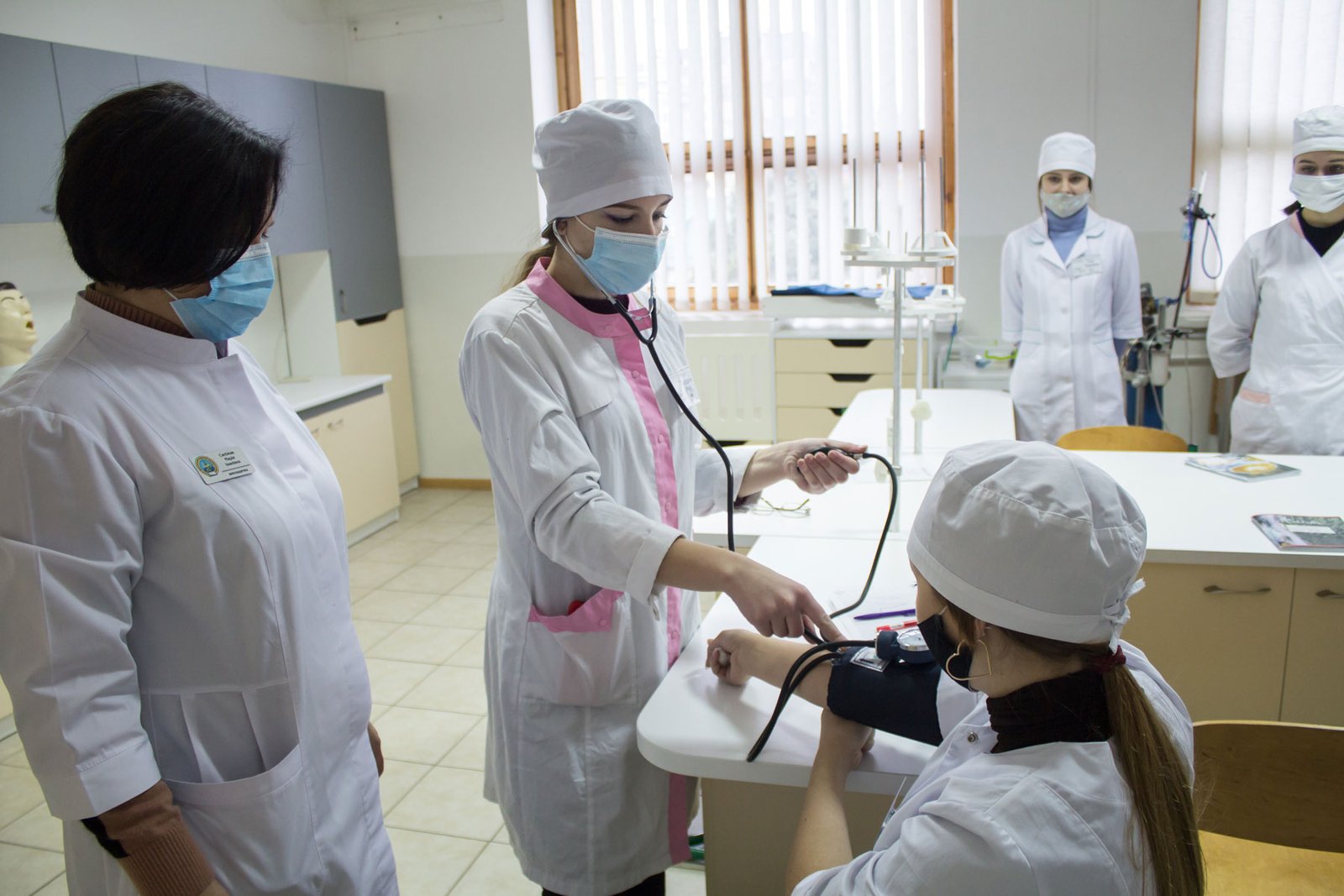 Продовжується навчання в коледжі за змішаною формою