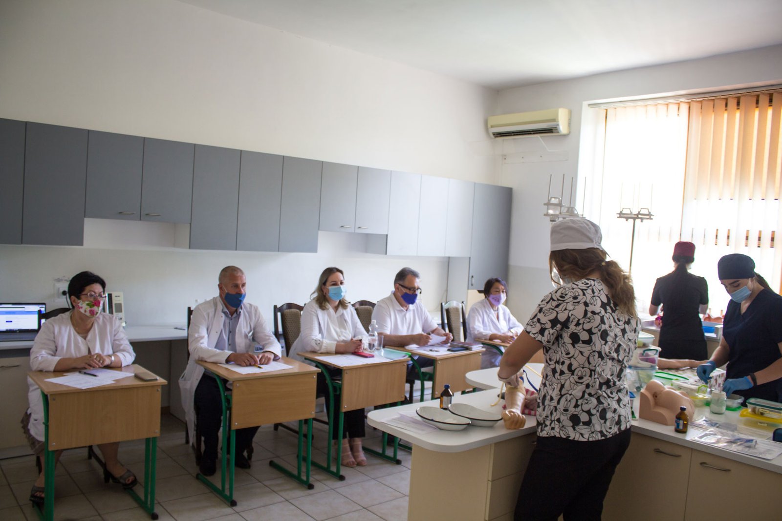 Розпочалися випускні екзамени у медсестер 