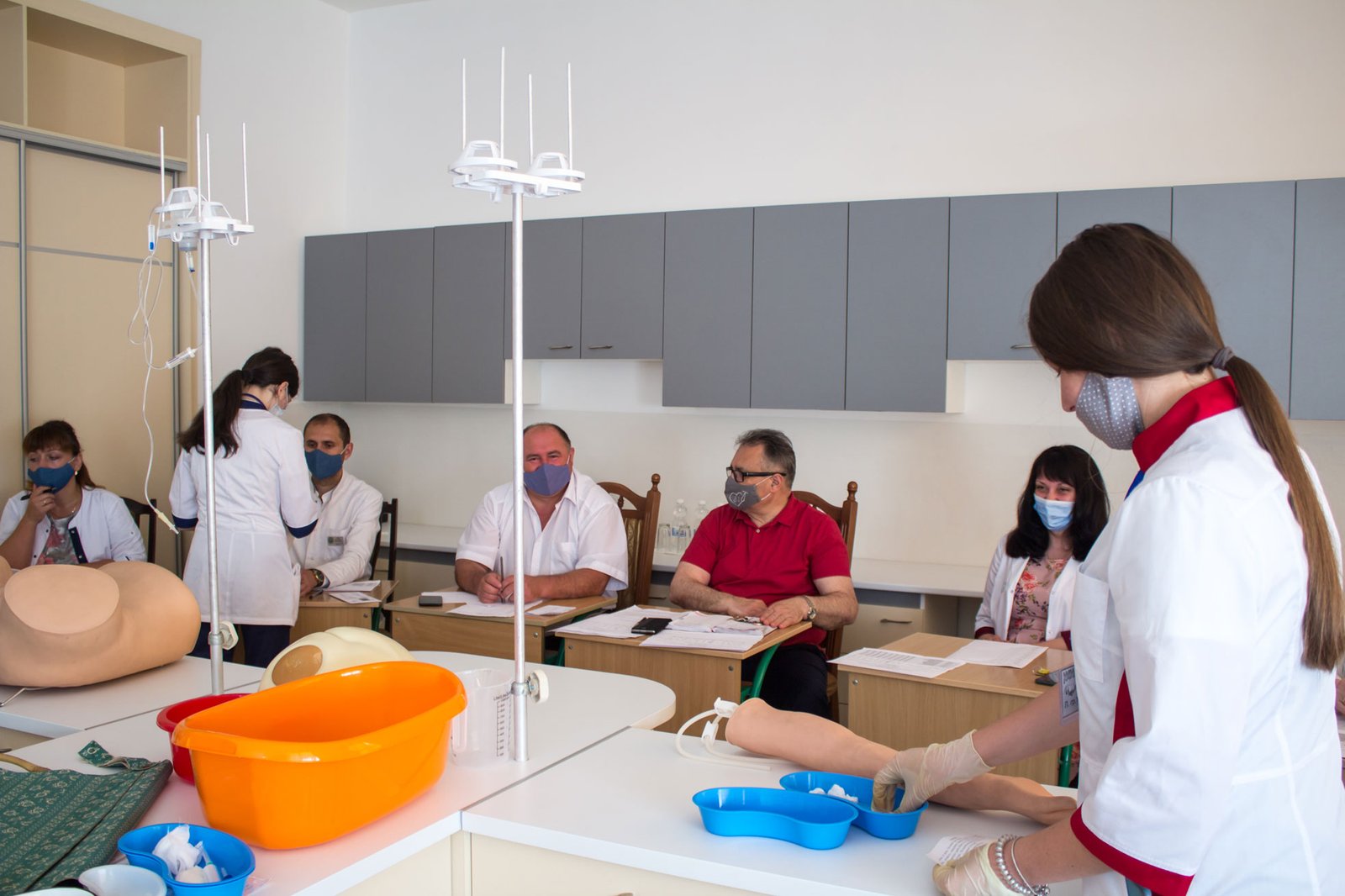 Випускні екзамени у фельдшерів