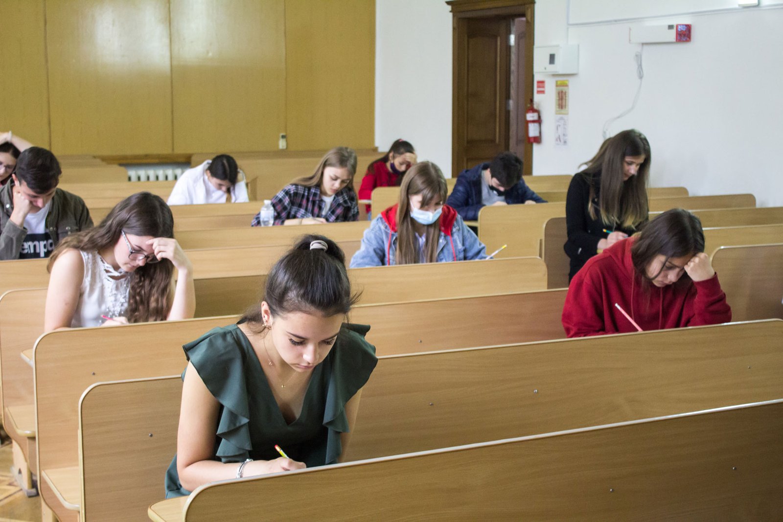 Восьмий день вступних іспитів для дев’ятикласників  