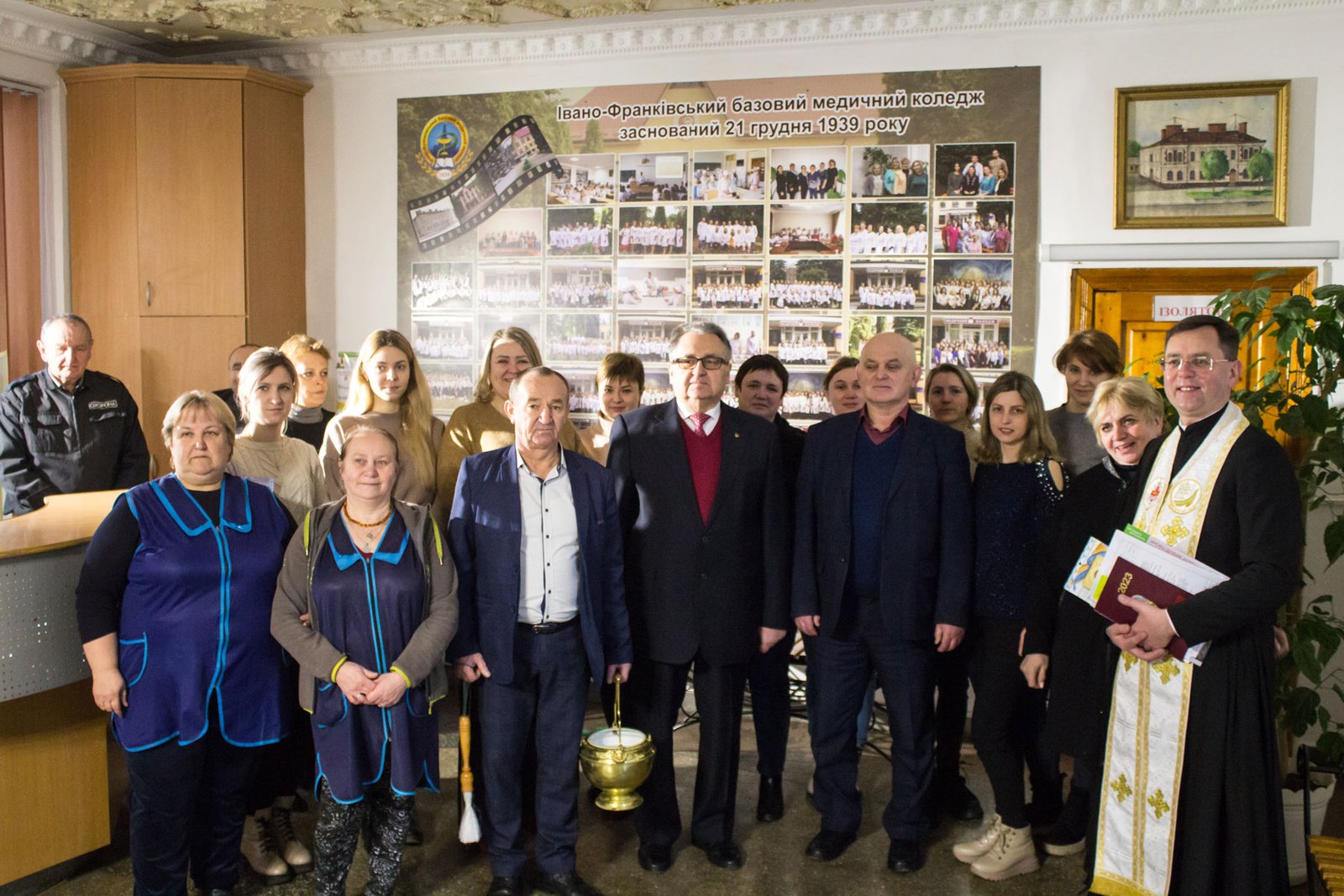 Освячення коледжу і гуртожитку