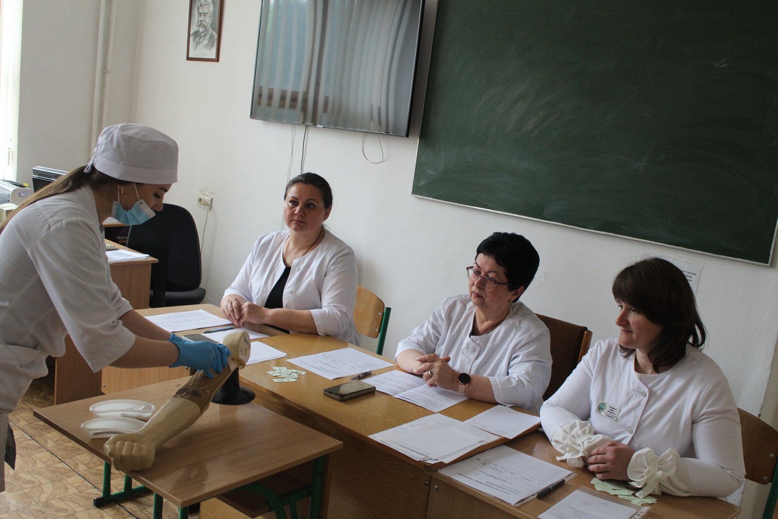 На випускному курсі завершилася екзаменаційна сесія