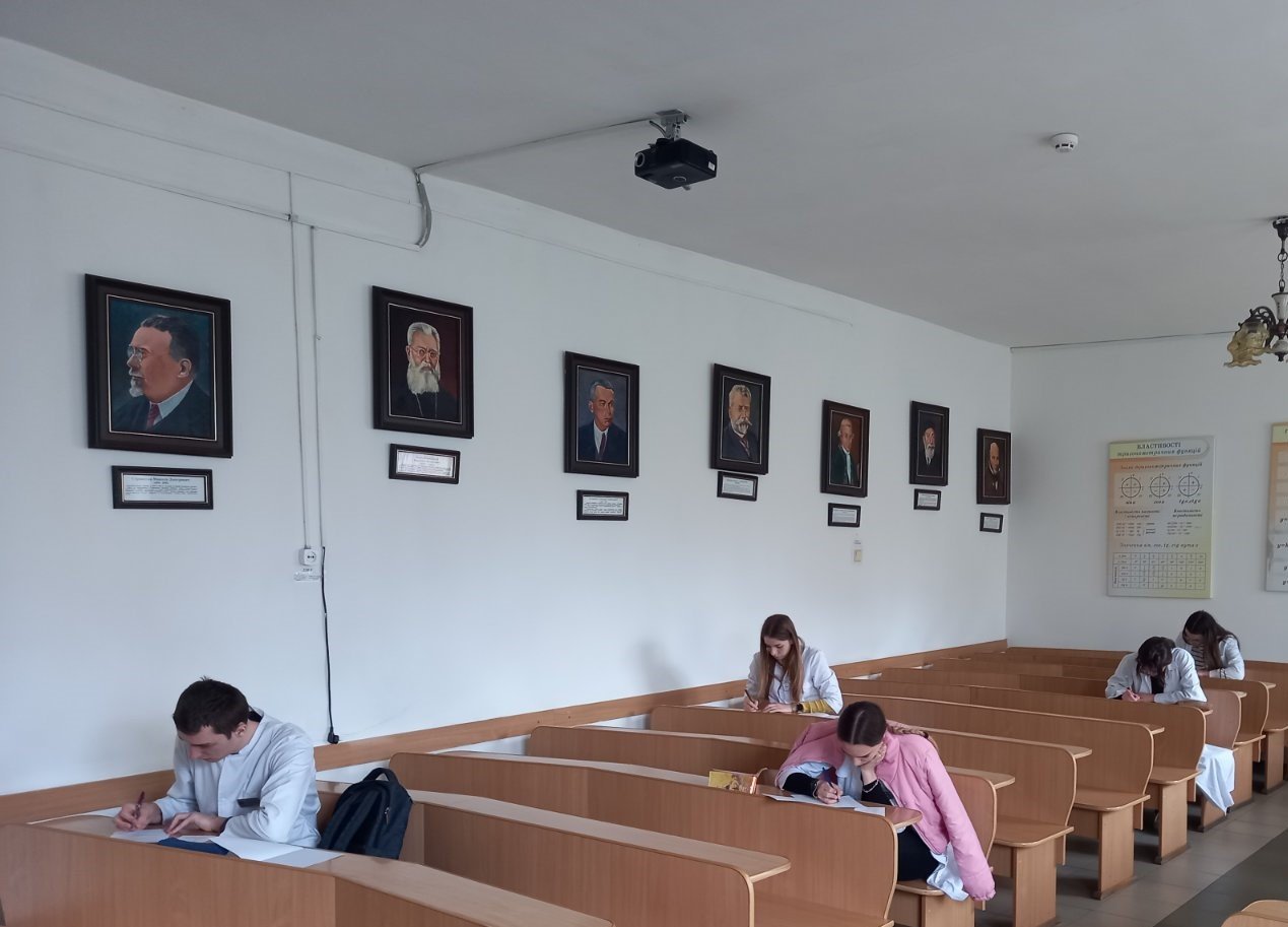 Загальноколеджна олімпіада з математики 