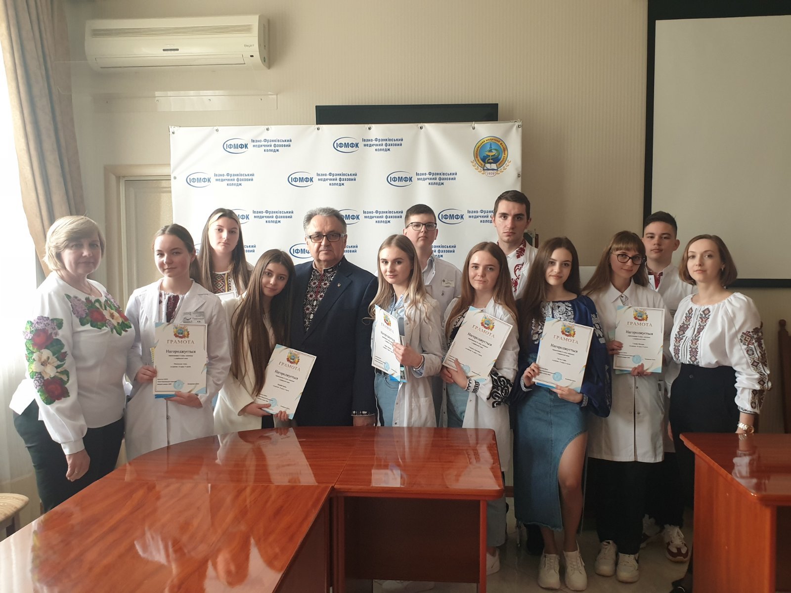 Олімпіада з української мови