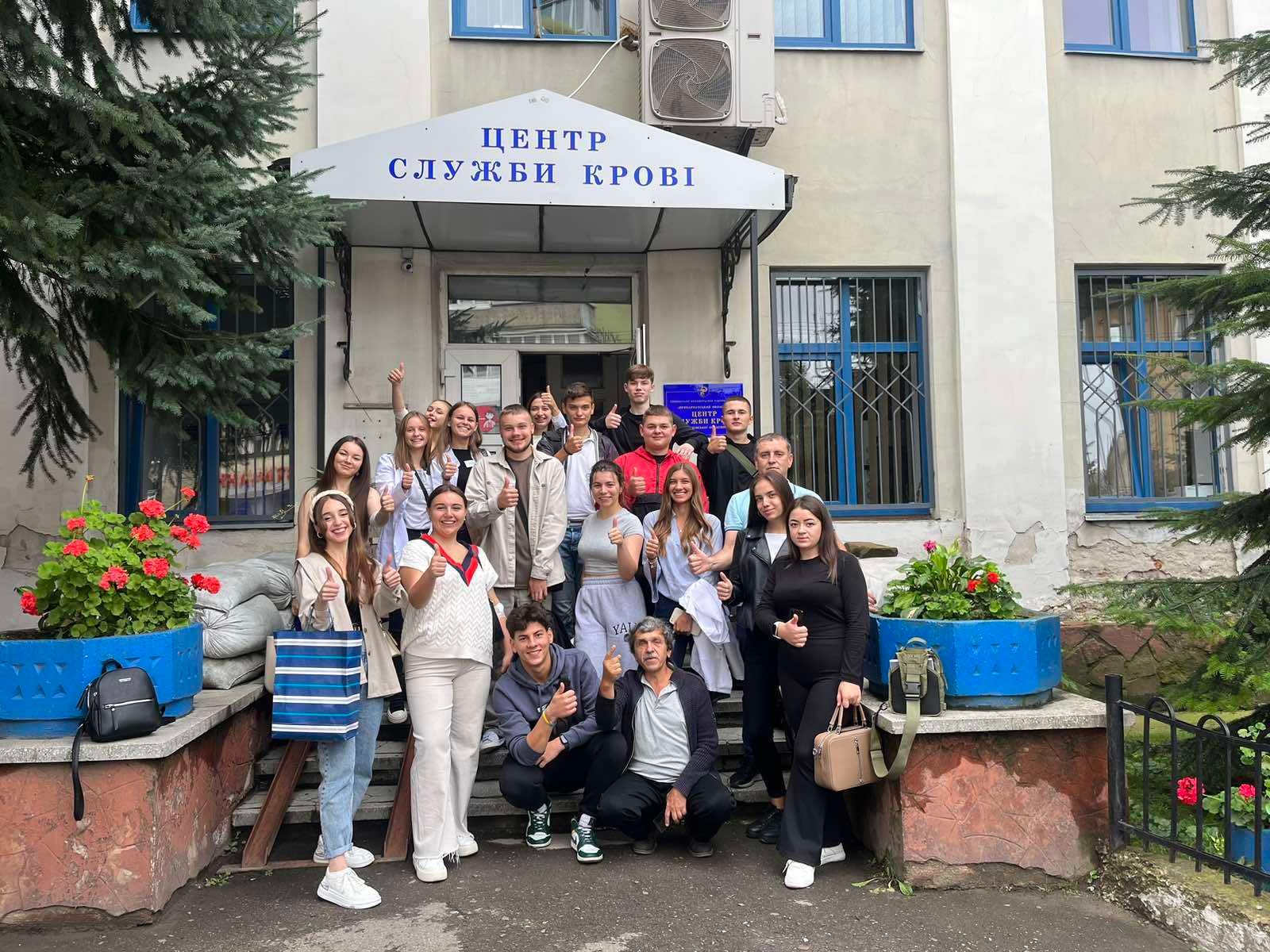 Четвертокурсники запускають челендж «Кров для захисника»