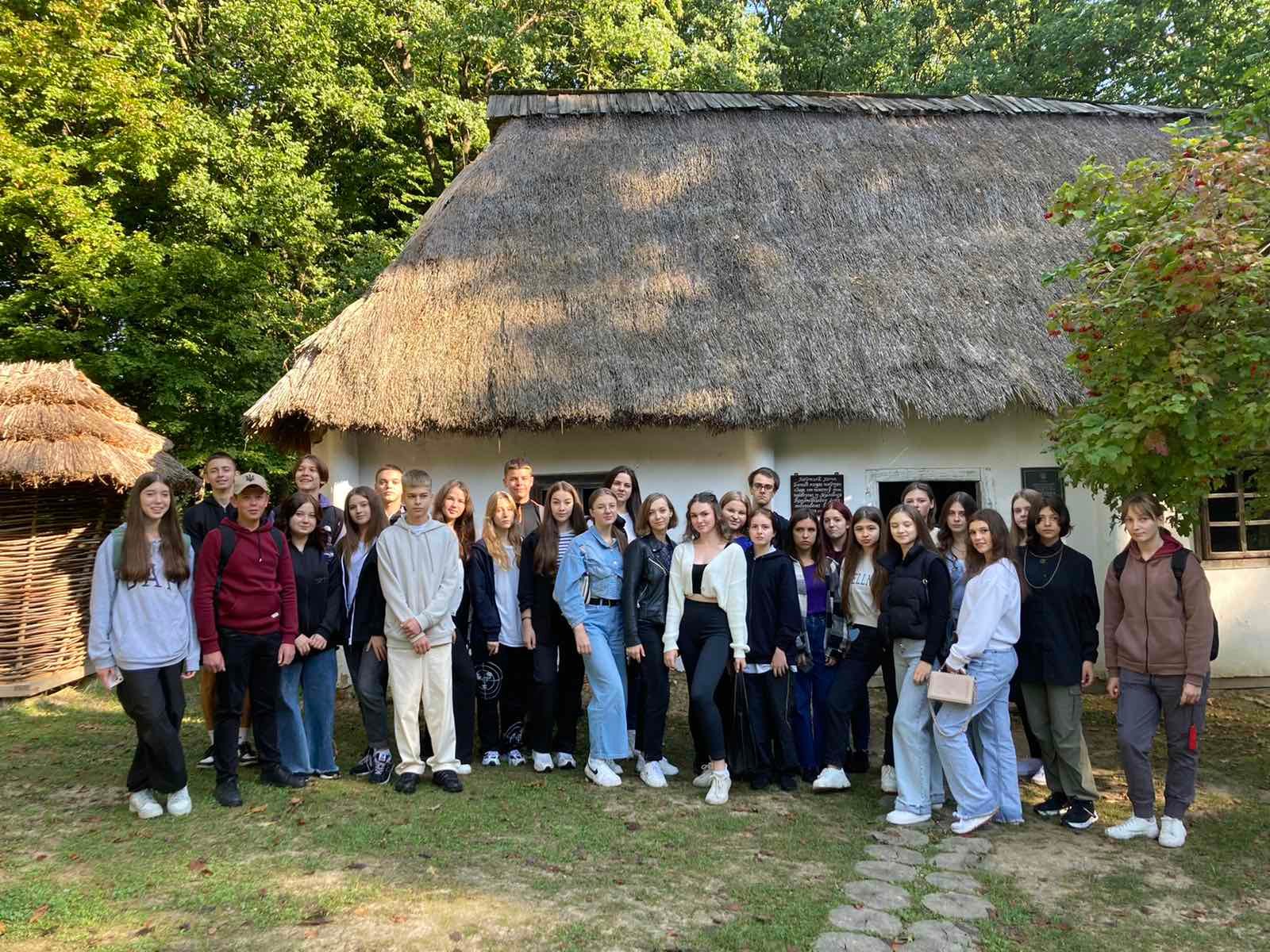 Продовжуються навчальні екскурсії «Стежками Прикарпаття»