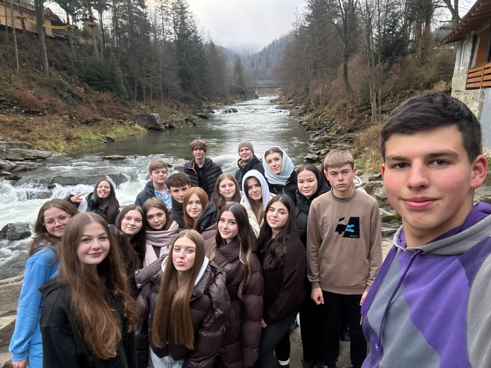 Студентська мандрівка до серця Карпат: незабутня подорож Яремчем