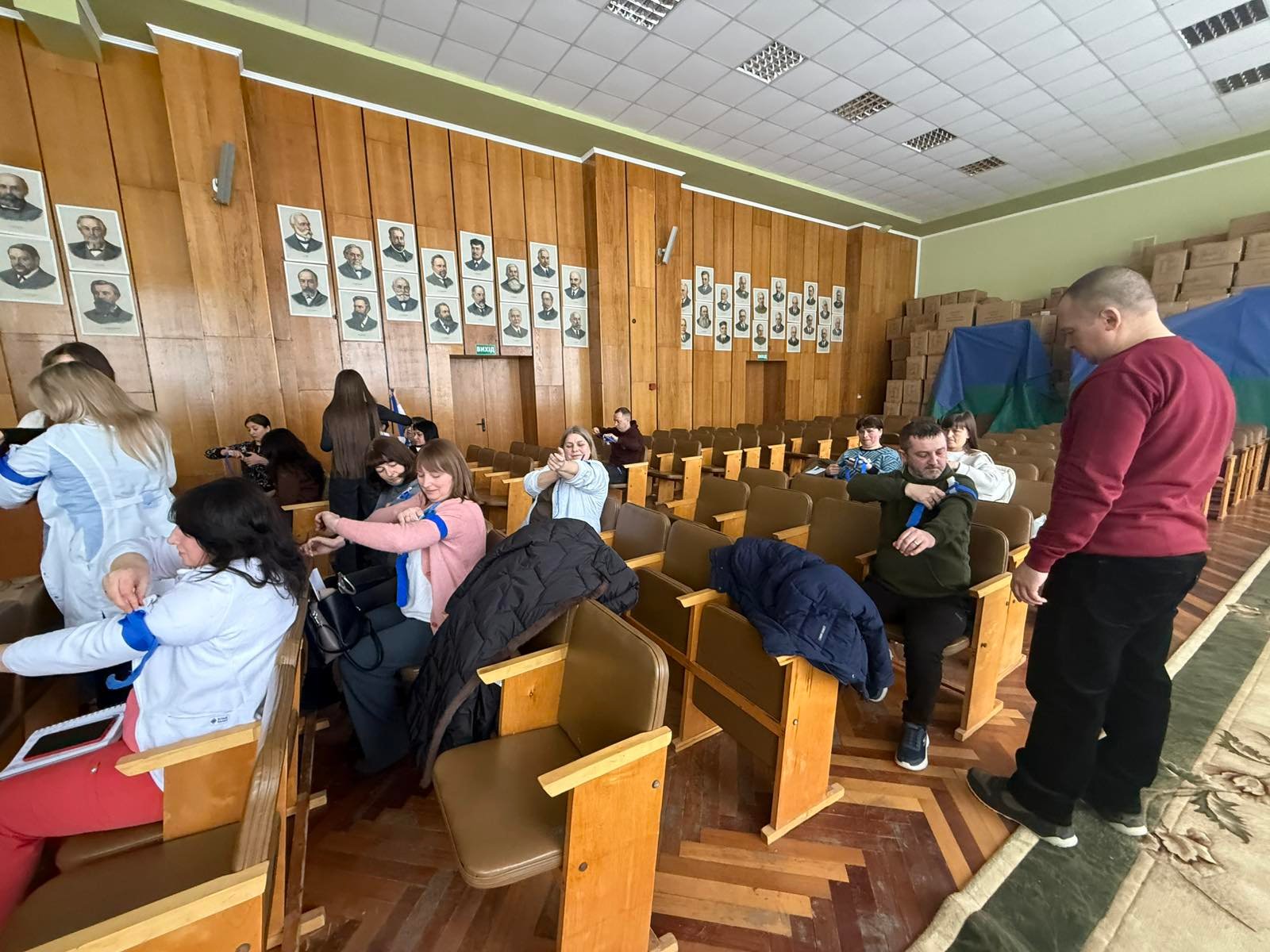 Медичні сестри опановують навички надання невідкладної медичної допомоги