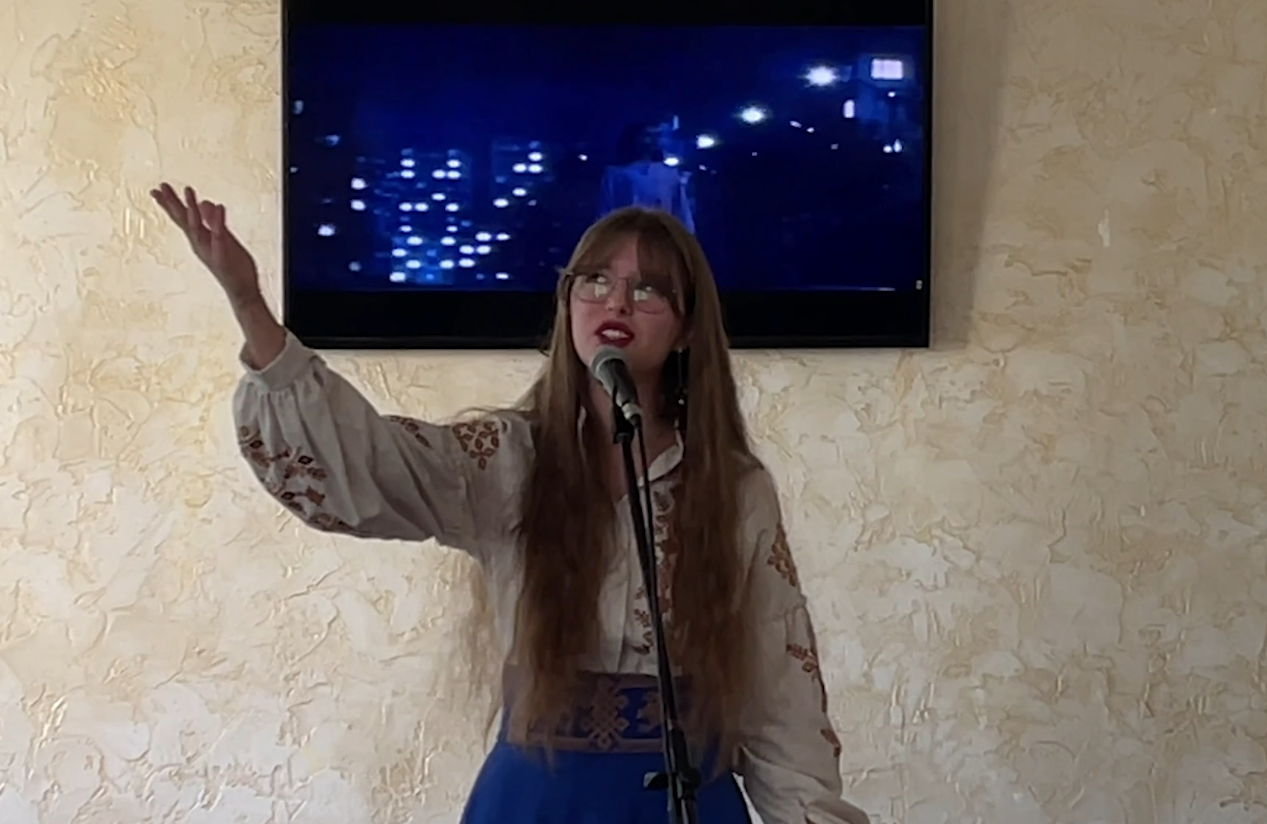 Призерка обласного конкурсу поезії